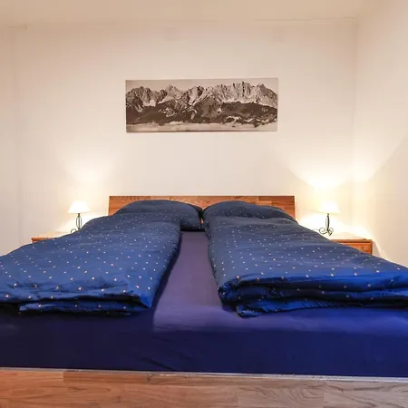 Haus Fini - In Out *