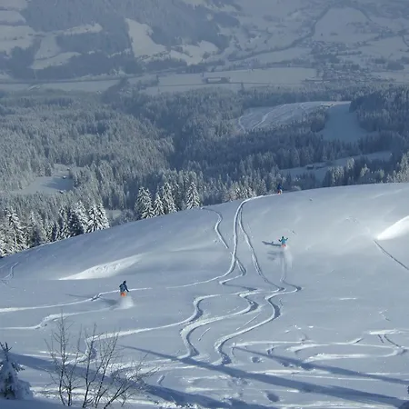 Haus Fini - In Out شقة *