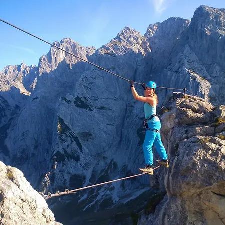 Haus Fini - In Out كيتزبوهيل